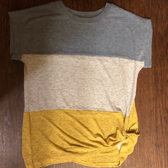 T-shirt - Picture 2 of 3